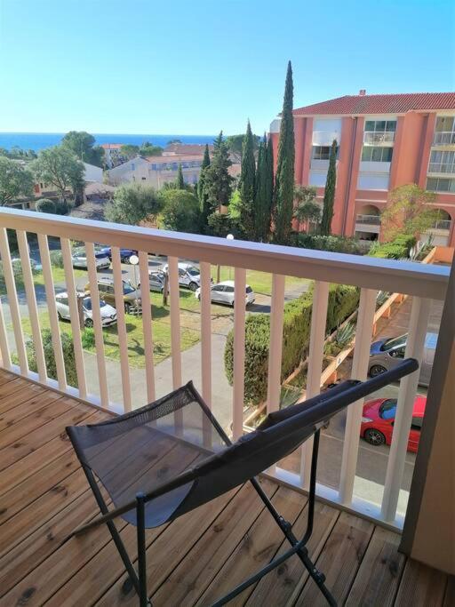 Appartement L'Evasion, Vue Mer, Plages A Pied เฟรฌูส ภายนอก รูปภาพ