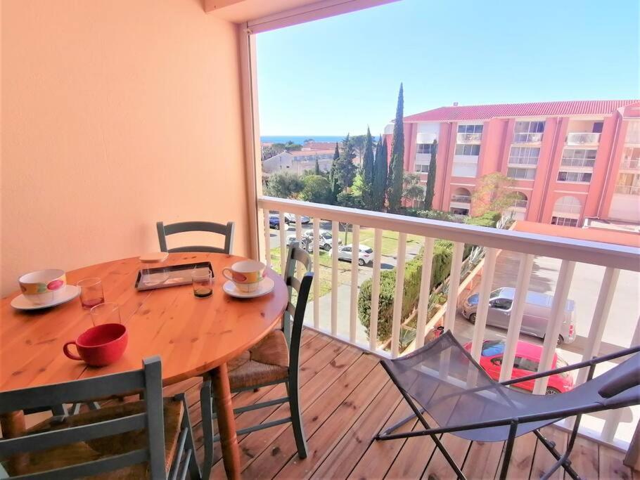 Appartement L'Evasion, Vue Mer, Plages A Pied เฟรฌูส ภายนอก รูปภาพ